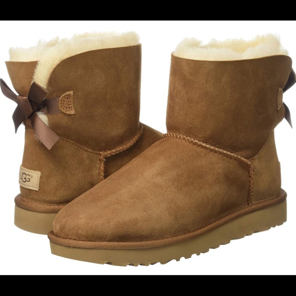 Women ugg boots free delivery 100% authentic new